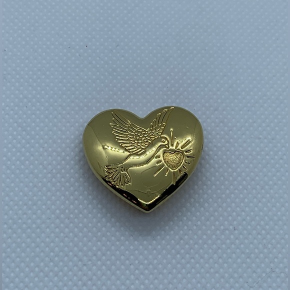 Yellow Tone Heart w/ Dove Variety Club Pin / Brooch - Picture 2 of 4